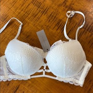Intimissimi padded push up bra. Never worn!